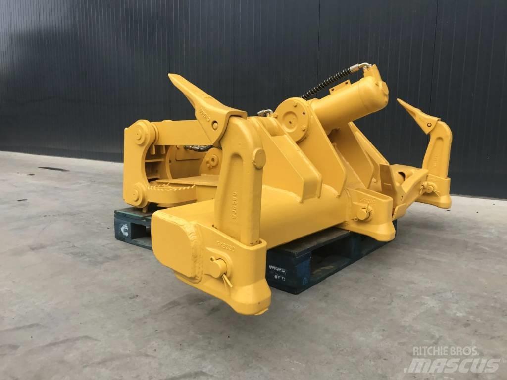 Komatsu D51 Escarificadores