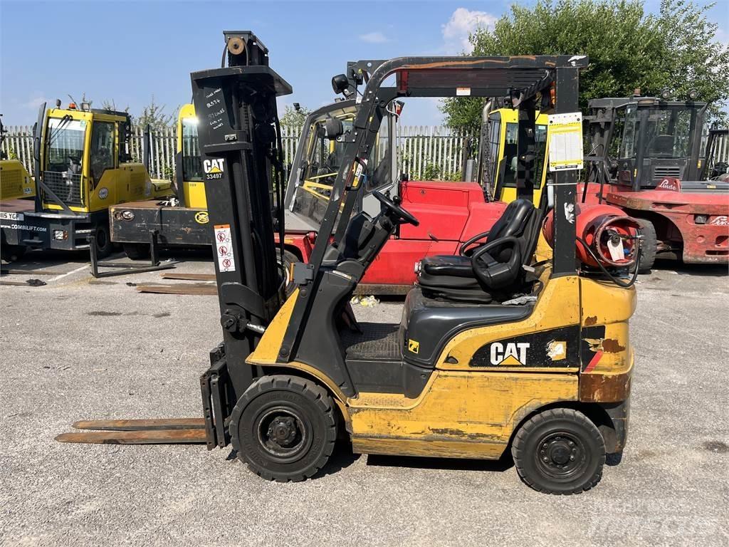 CAT GP18N Empilhadores a gás