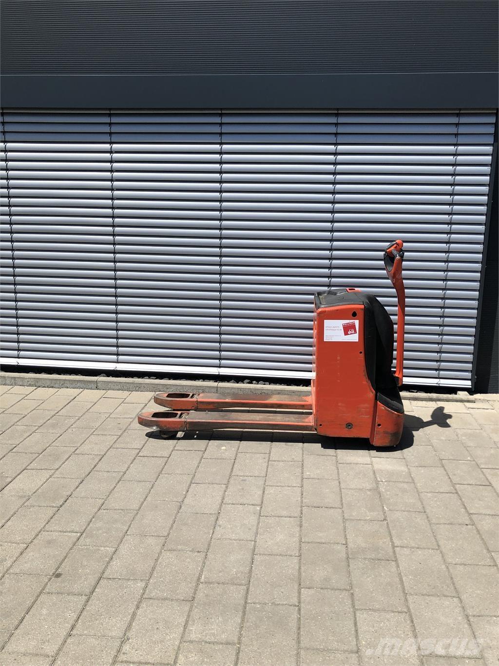 Linde T16 Empilhador para operador externo