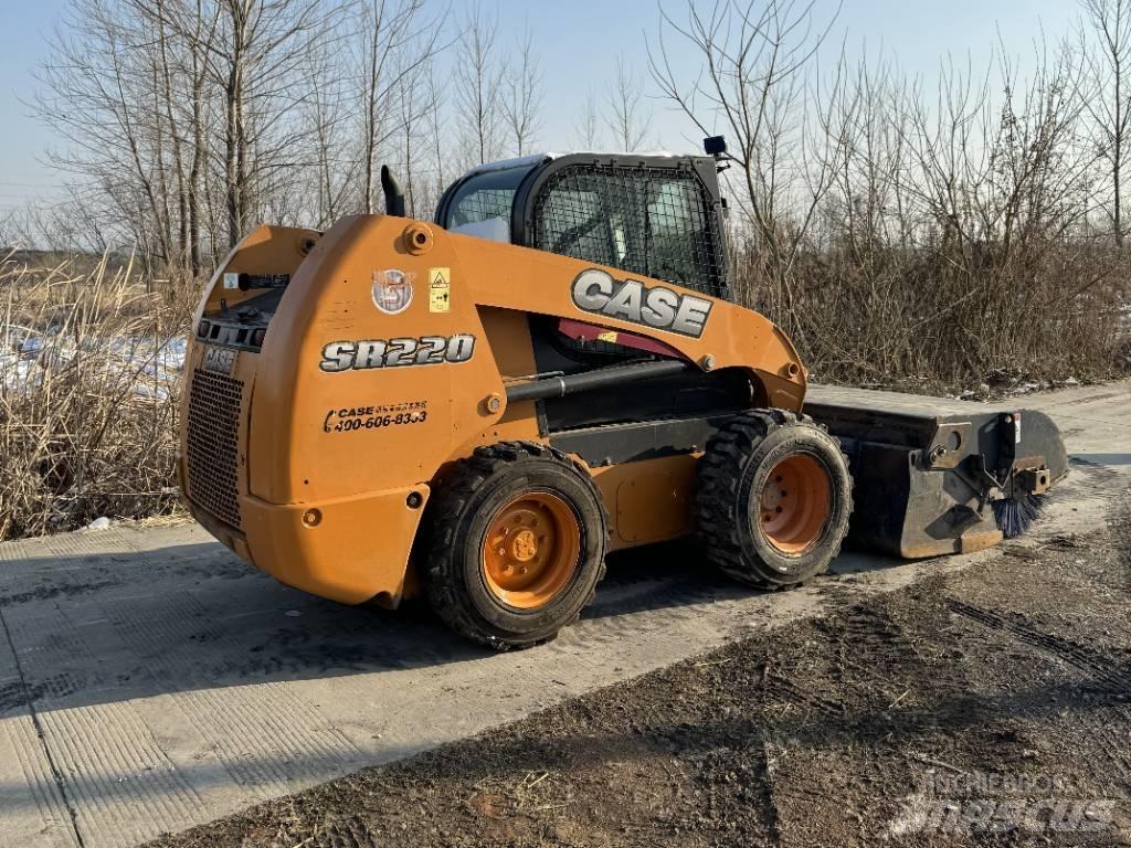 CASE SR220 Minicarregadeiras