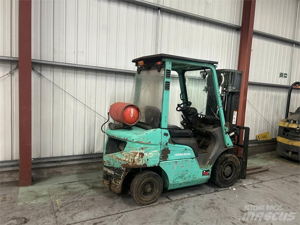 Mitsubishi FG25NT Empilhadores a gás