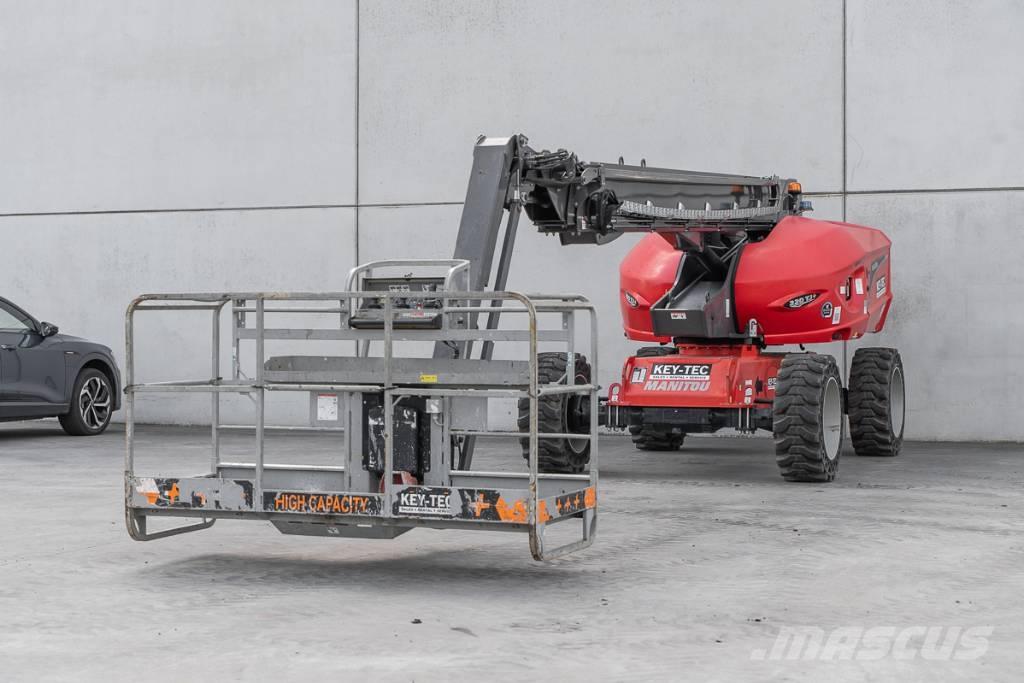 Manitou 220 TJ+ Elevadores braços articulados