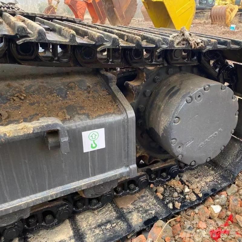 Volvo EC 240 Escavadeiras de esteiras
