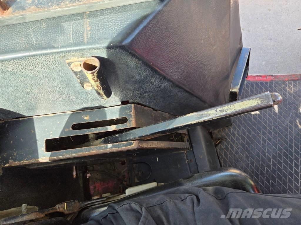 Steyr 8130 Turbo Tratores Agrícolas usados