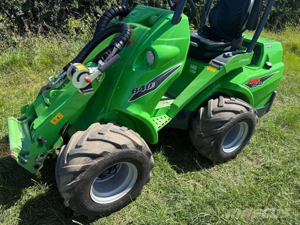 Avant 640 Carregadeiras de rodas