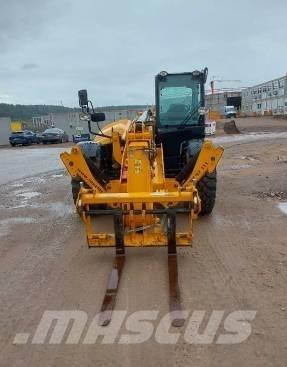 JCB 540-140 Manipulador telescópico