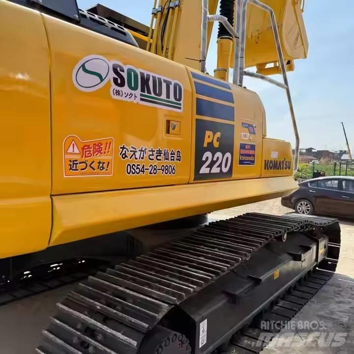 Komatsu PC220-8 Escavadeiras de esteiras