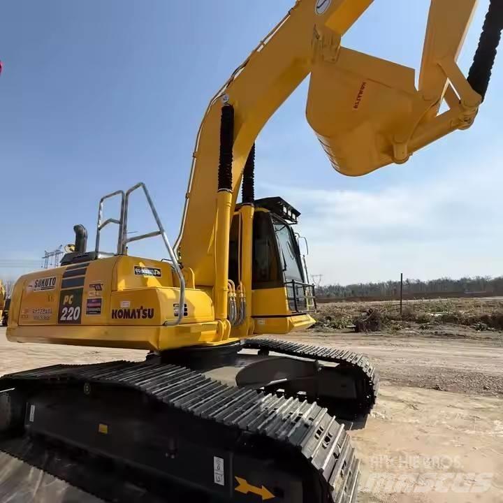 Komatsu PC220-8 Escavadeiras de esteiras