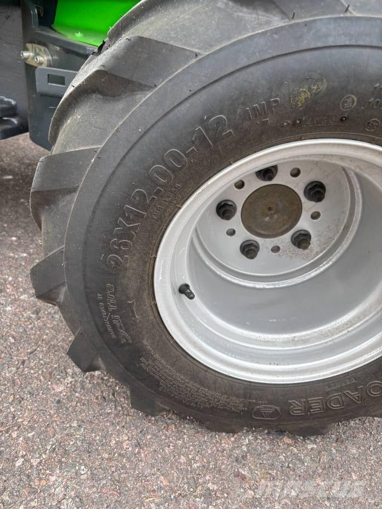 Avant 528 Máquinas utilitárias