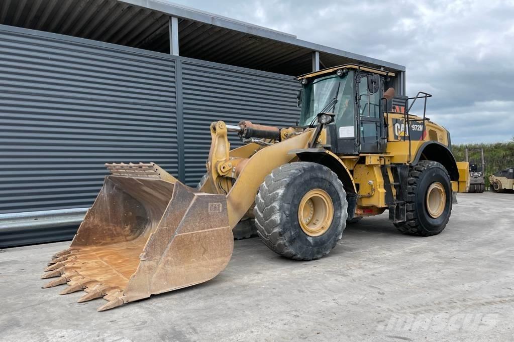 CAT 972M Carregadeiras de rodas