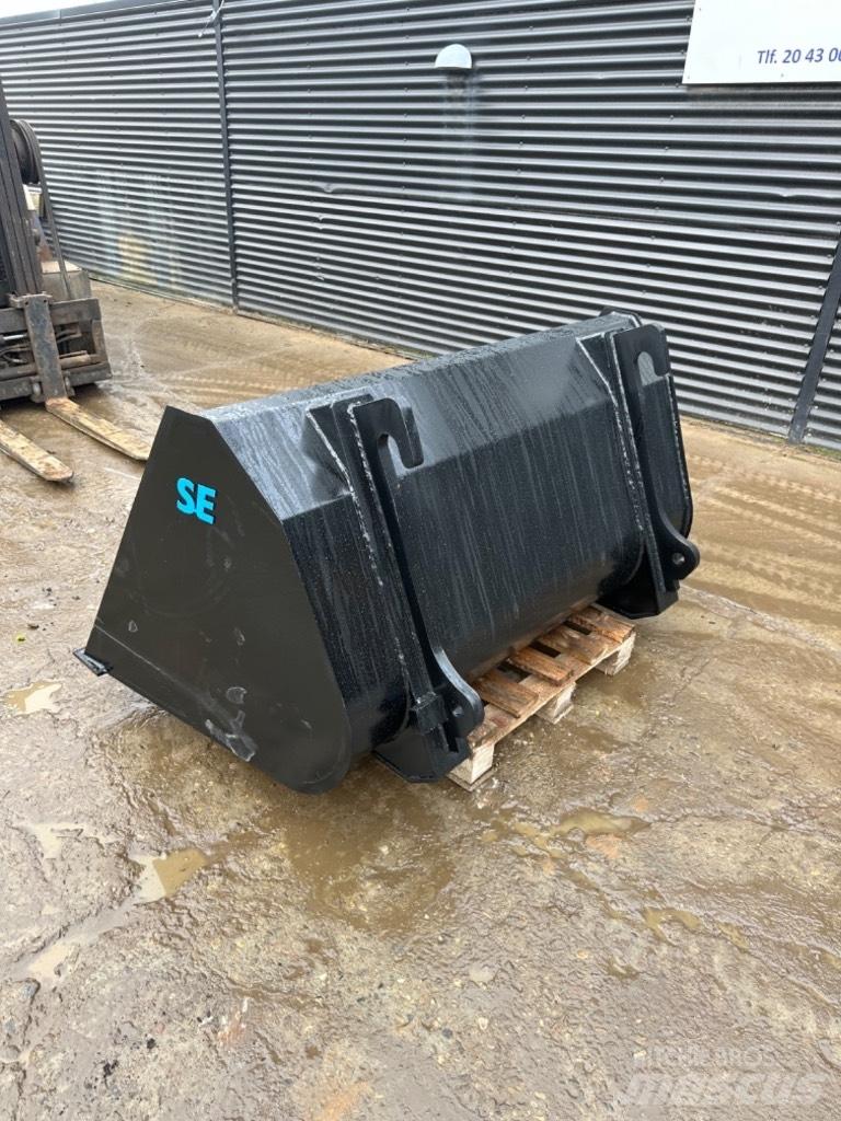 JCB Jordskovl Baldes