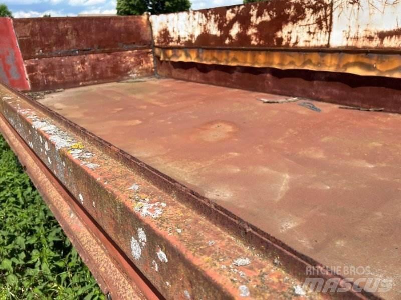 Fortschritt HW60 Reboque de fardos