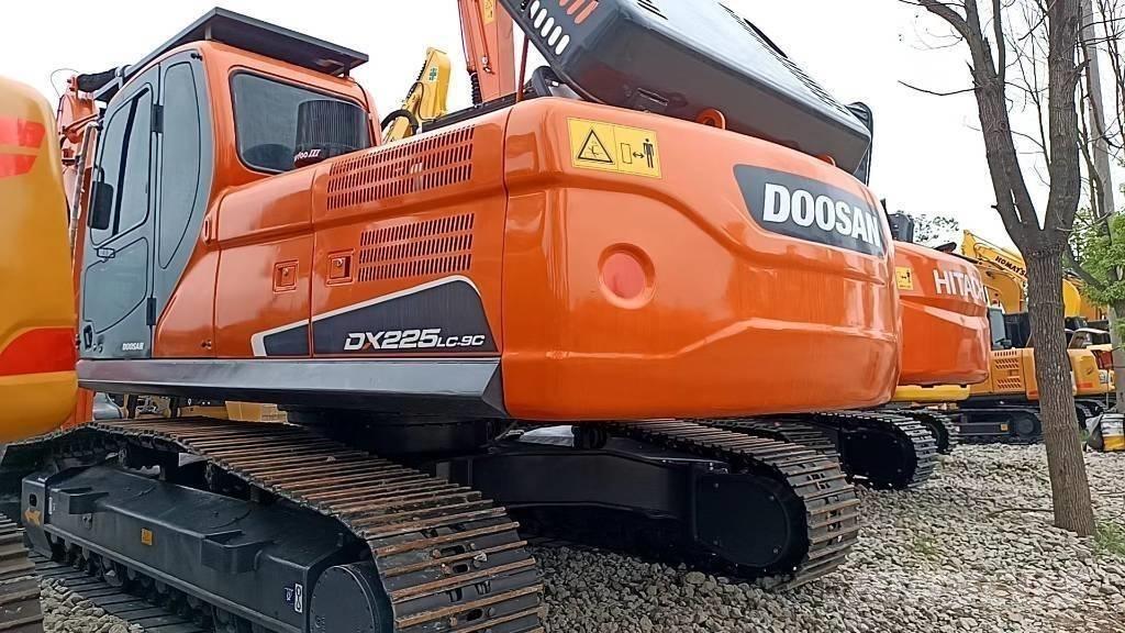 Doosan 225 LC-9 Escavadeiras de esteiras