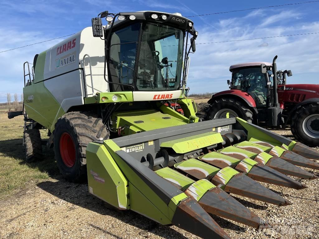 CLAAS Tucano 440 Ceifeiras debulhadoras