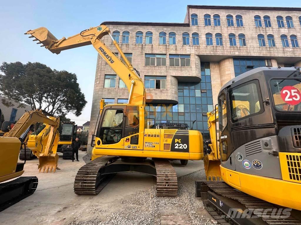 Komatsu PC 220-8 Escavadeiras de esteiras