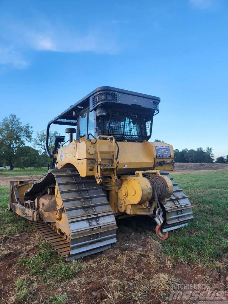 CAT D 6 Dozers - Tratores rastos