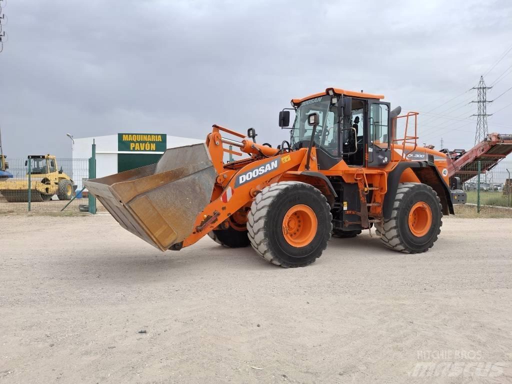 Doosan DL 300-5 Carregadeiras de rodas