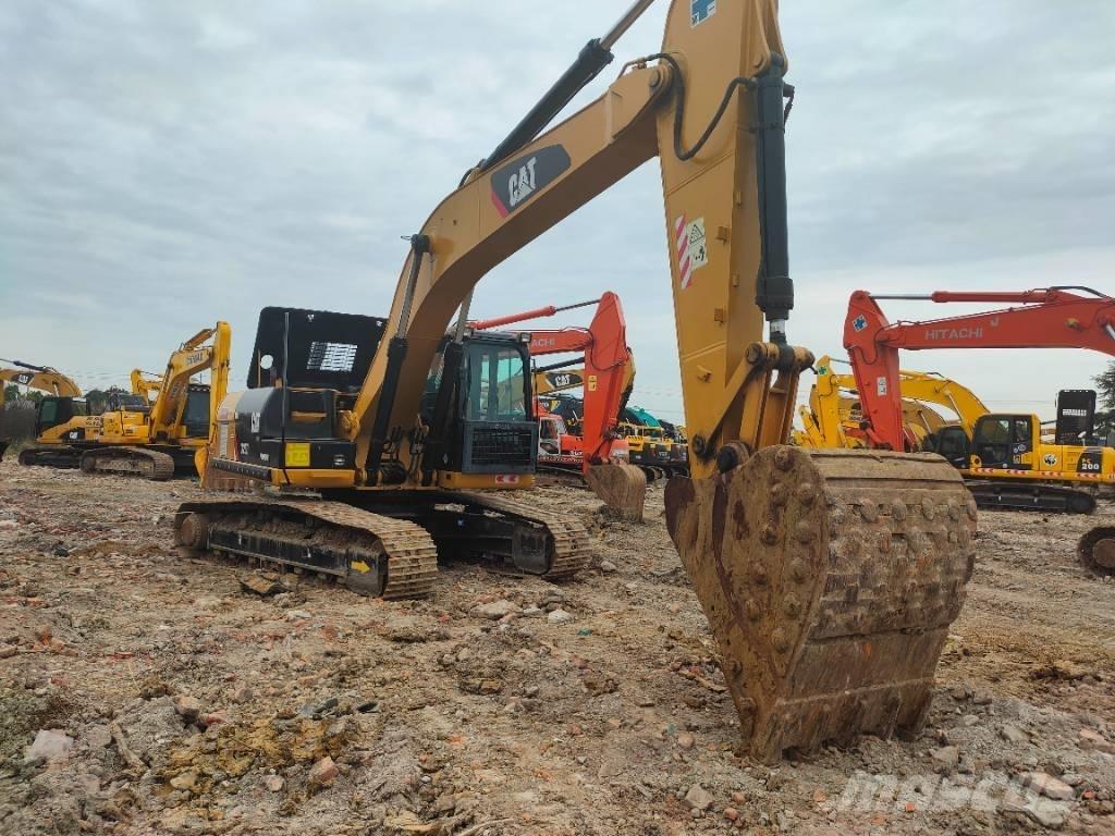 CAT 326D Escavadeiras de esteiras