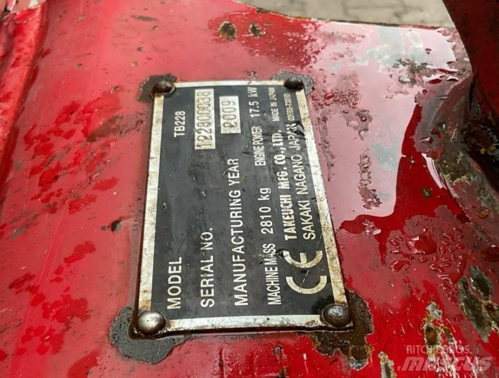 Takeuchi TB228 Miniescavadeiras