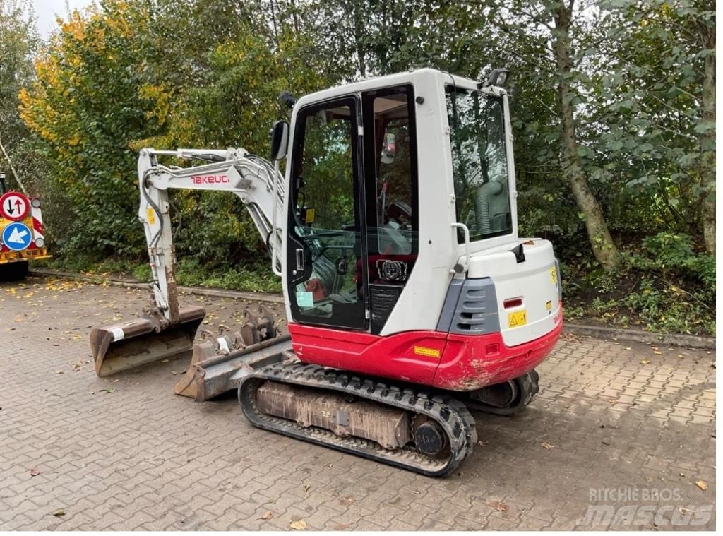 Takeuchi TB228 Miniescavadeiras