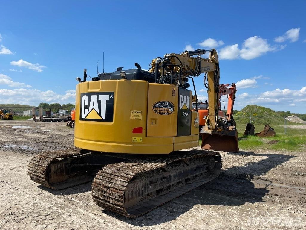 CAT 325 F Escavadeiras de esteiras