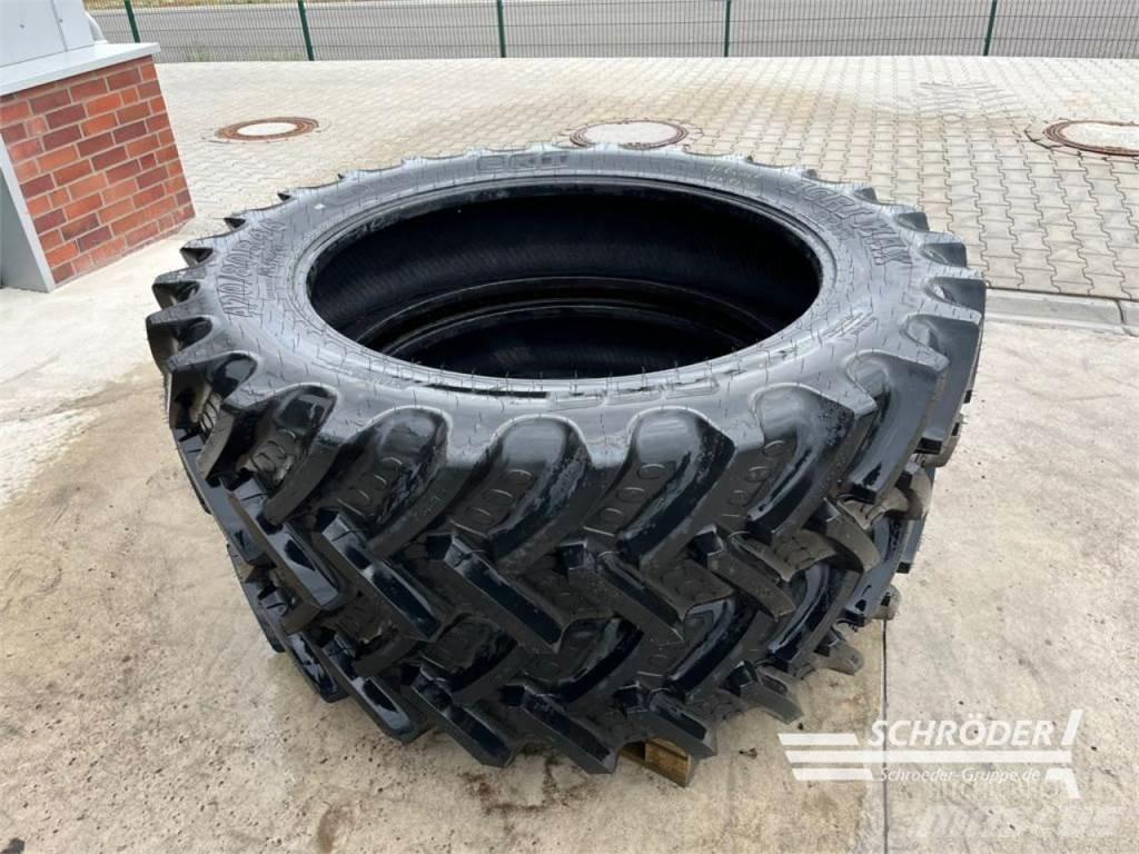 BKT 2X 420/80 R46 Pneus Agrícolas