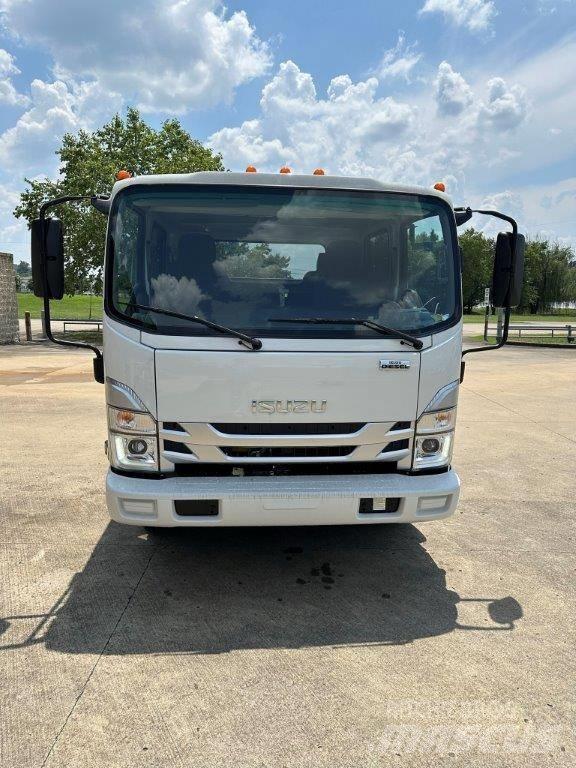 Isuzu NRR Camiões de chassis e cabine