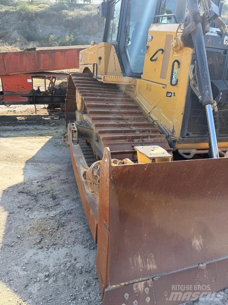 CAT D 6 T LGP Dozers - Tratores rastos