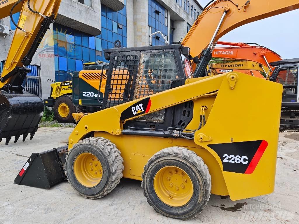 CAT 226c Minicarregadeiras
