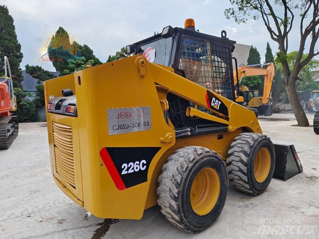 CAT 226c Minicarregadeiras