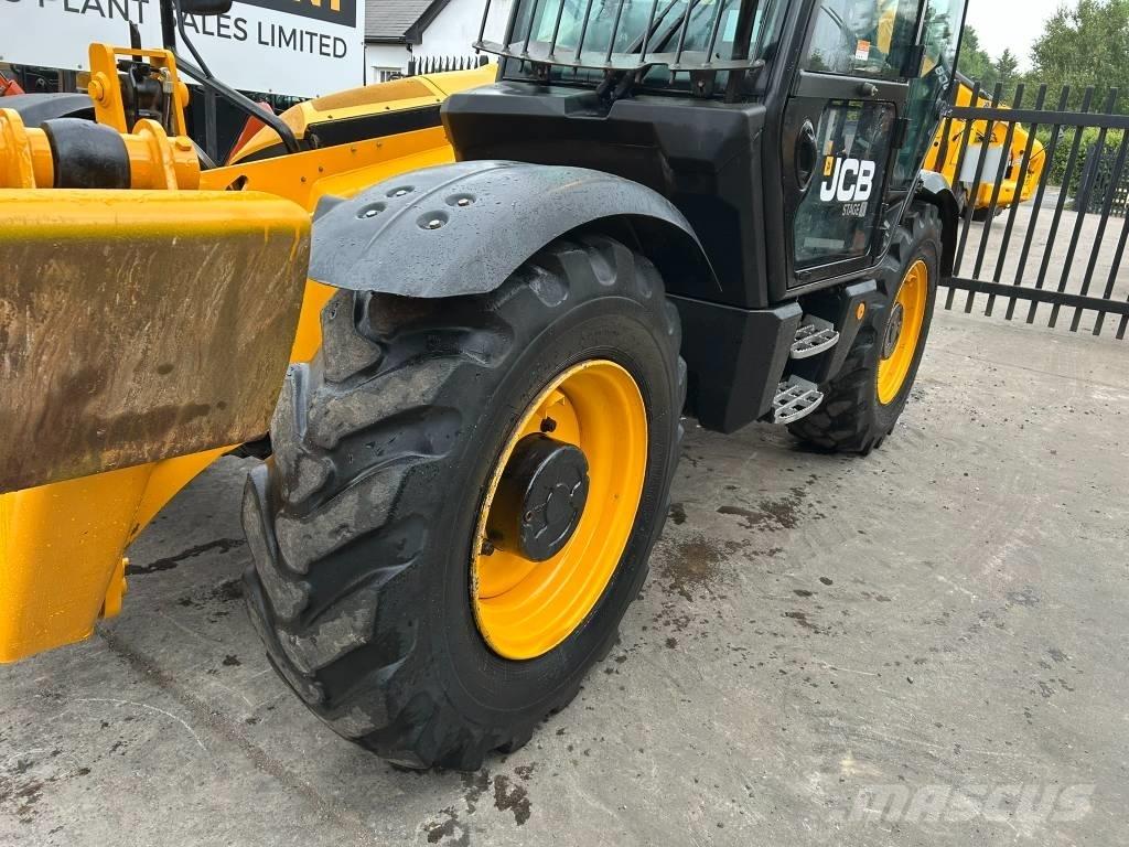 JCB 540-140 Manipulador telescópico