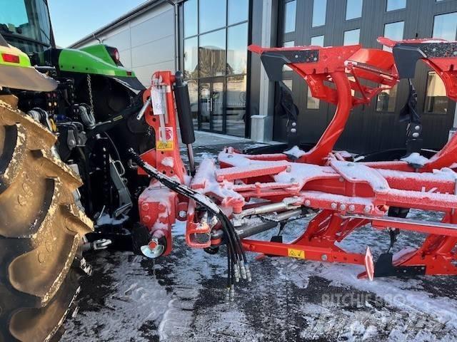 Kubota RM4005V Charruas reversíveis