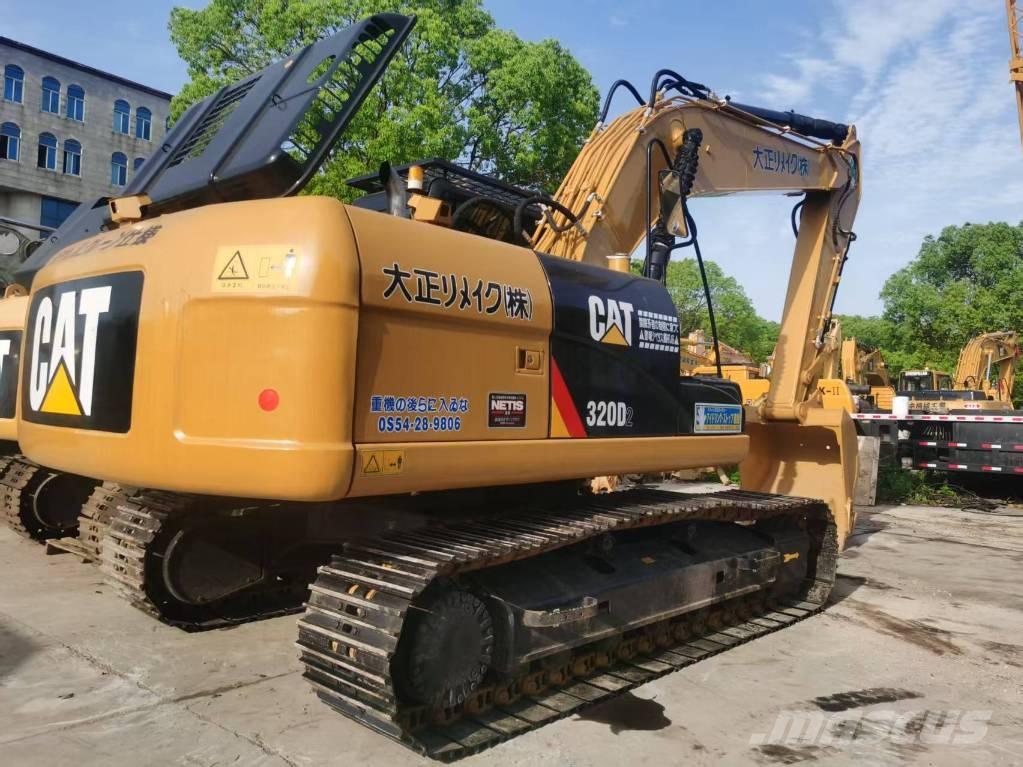 CAT 320d2 Escavadeiras de esteiras