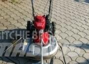 Honda UM 616 Corta-Relvas walk-behind