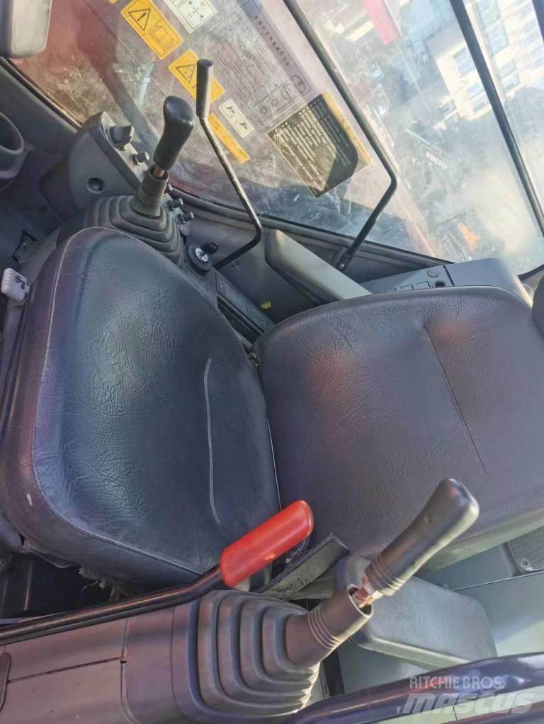 Hitachi ZX 65 Miniescavadeiras