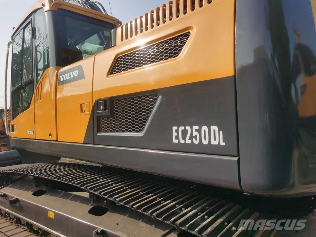 Volvo EC 250 D L Escavadeiras de esteiras