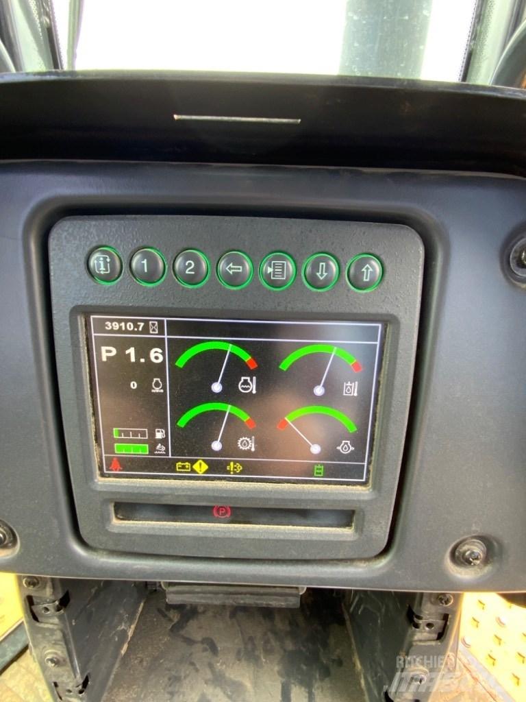 DEERE 750K Dozers - Tratores rastos