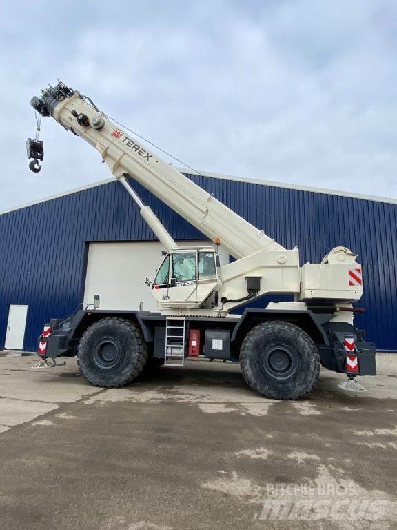Terex RT 100 Gruas Fora-de-estrada