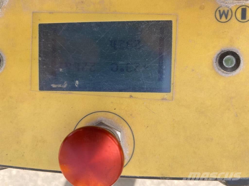 Brokk 170 Escavadoras de demolição