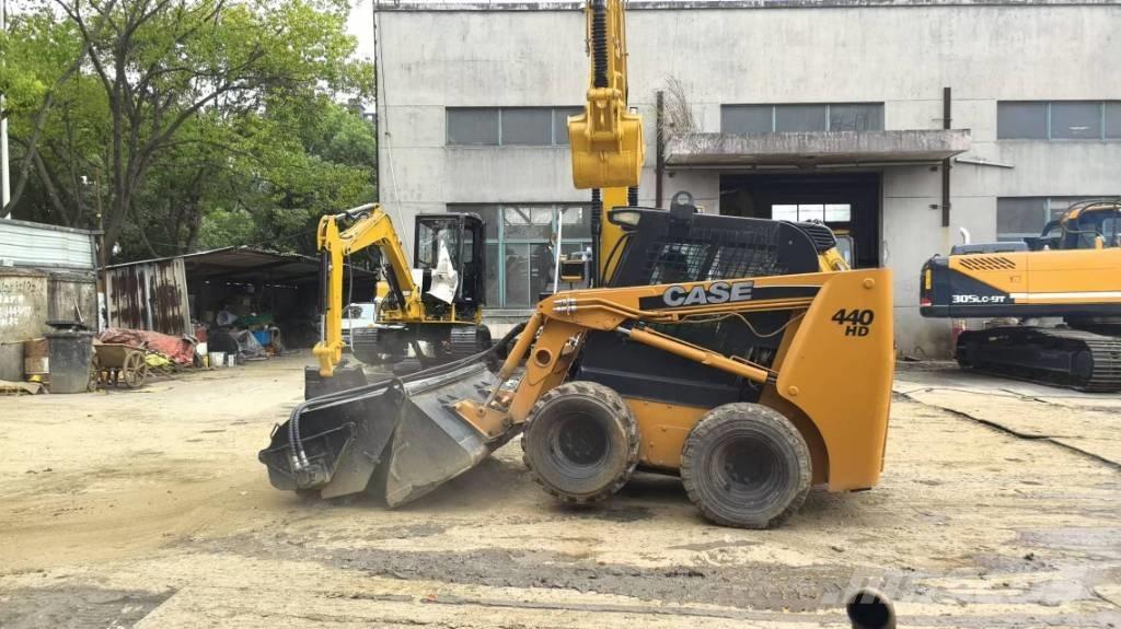 CASE 440 Minicarregadeiras