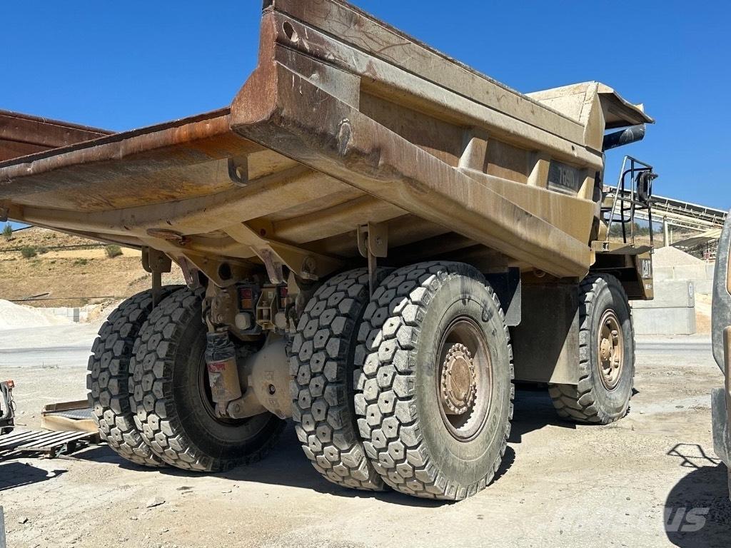 CAT 769D Camiőes basculantes rígidos