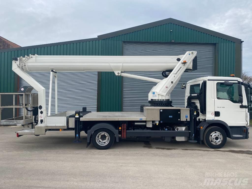 Ruthmann T330.3 Plataformas aéreas montadas em camião