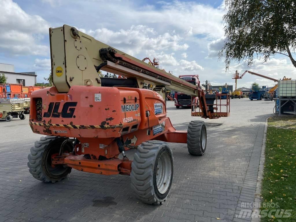 JLG M 600 JP Elevadores braços articulados