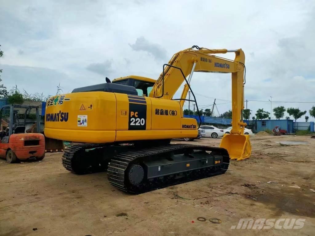 Komatsu PC 220 Escavadeiras de esteiras