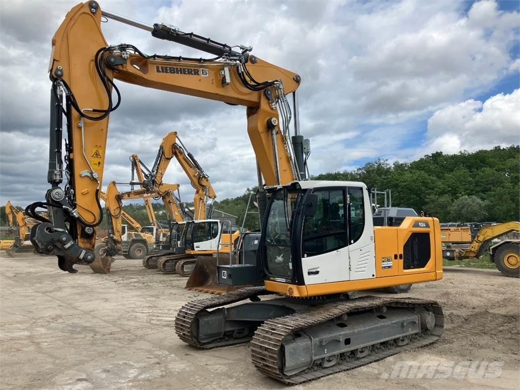 Liebherr R924 Escavadeiras de esteiras