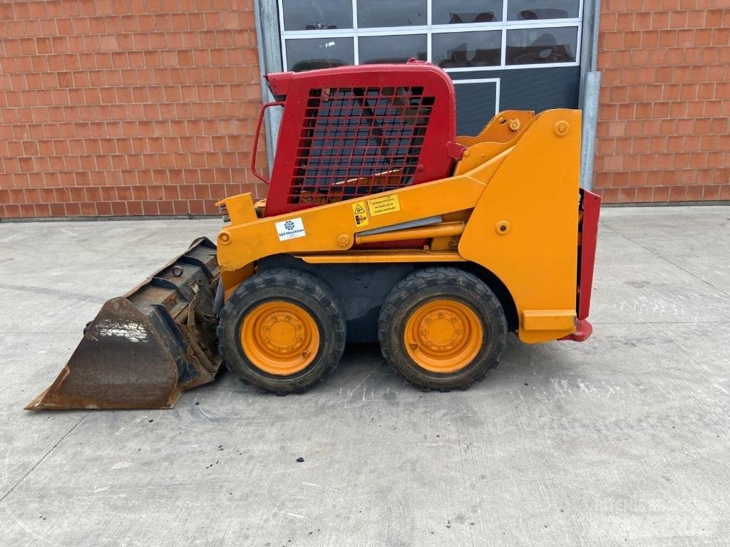 Gehl 4240 Minicarregadeiras