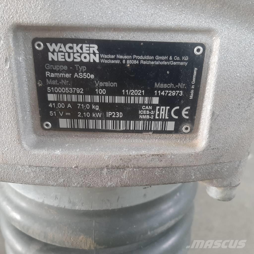 Wacker Neuson AS 50e Saltitões