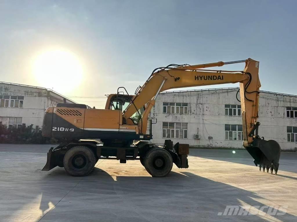 Hyundai 210W-9 Escavadoras de rodas