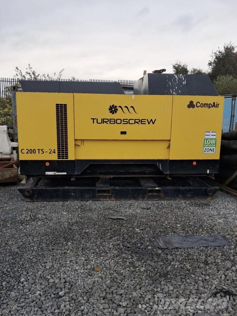 Compair C200 TS - 24 Compressores