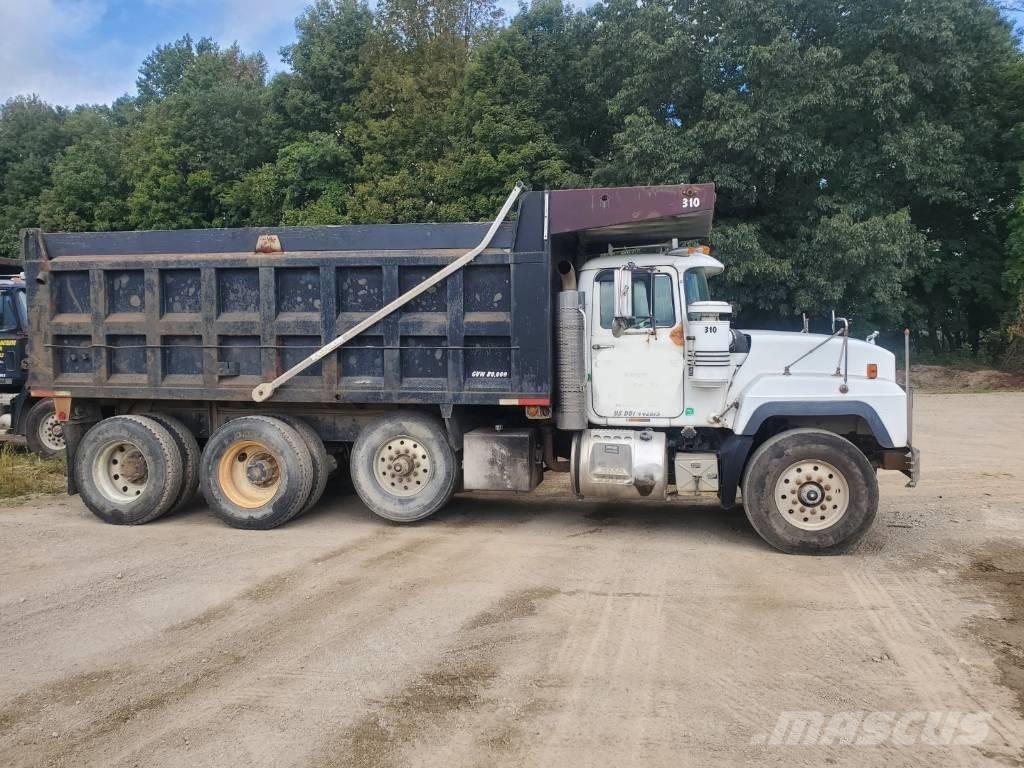 Mack RD 688 S Camiões basculantes
